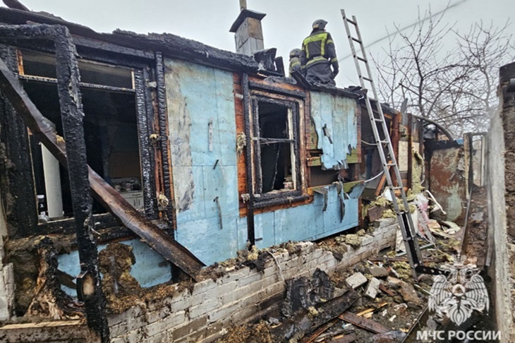 В поселке Волжского пенсионер обгорел при пожаре в гараже