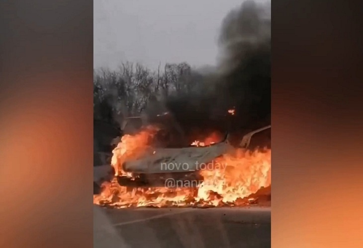 Очевидцы сняли на видео пожар на трассе в Волгоградской области