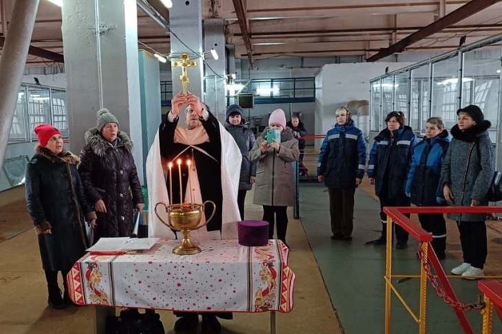 В Камышине освятили городской водопровод