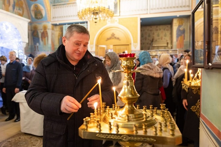 Андрей Бочаров встретил Крещение Господне в храме