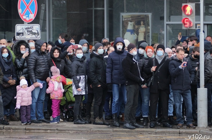 РПН рекомендовал волгоградцам вернуться к маскам в общественных местах