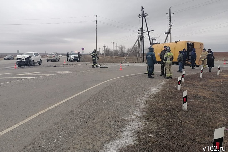 Следком даст оценку качеству перевозки детей после ДТП со школьным автобусом