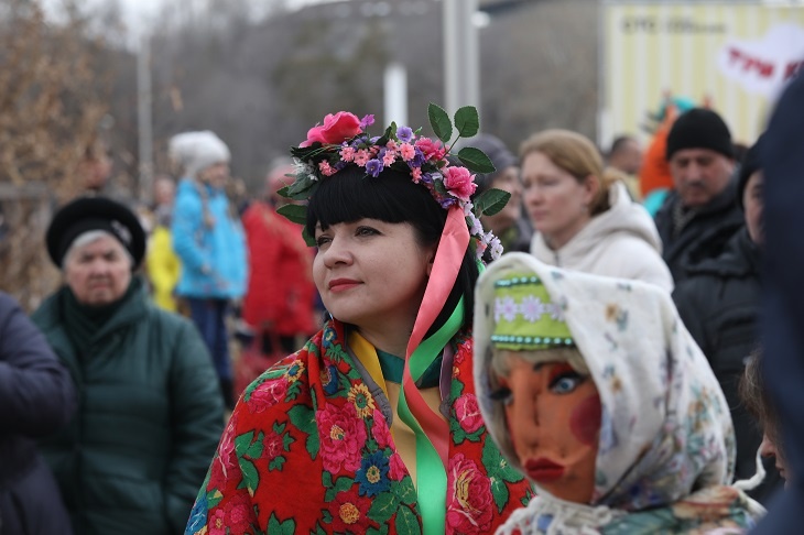 Заигрыши, блины с черной икрой и массовые побоища: как отмечали Масленицу в Царицыне