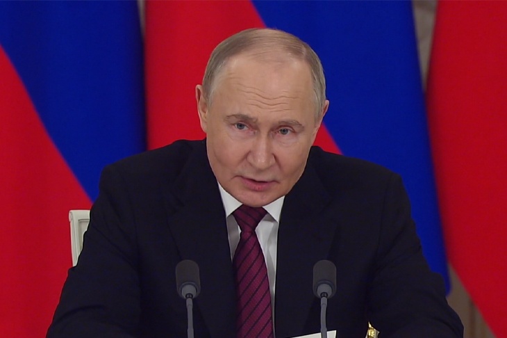 Владимир Путин предложил Украине с 15 мая вернуться к Стамбульским переговорам