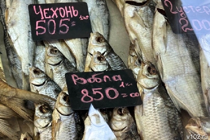 Вяленая рыба с рынка погубила трех волгоградцев с начала года
