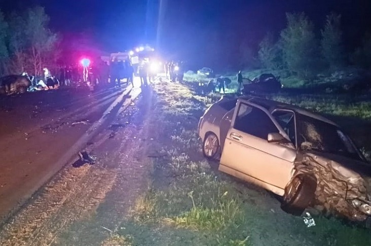 Пять человек погибли и двое ранены в ДТП в Волгоградской области