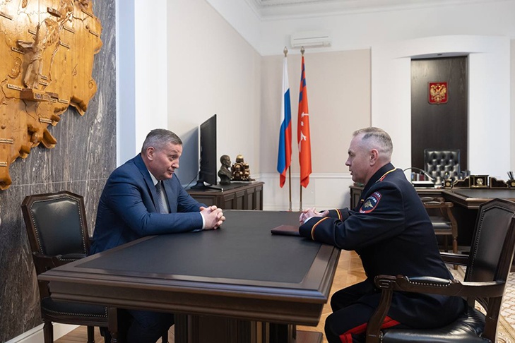 Андрей Бочаров обсудил с Дмитрием Свиновым взаимодействие по линии МВД