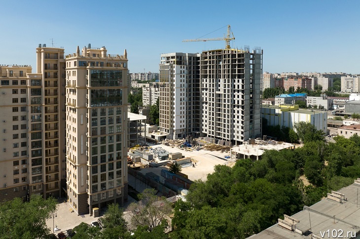 В Волгограде квартиры в новостройках продолжают стремительно дешеветь