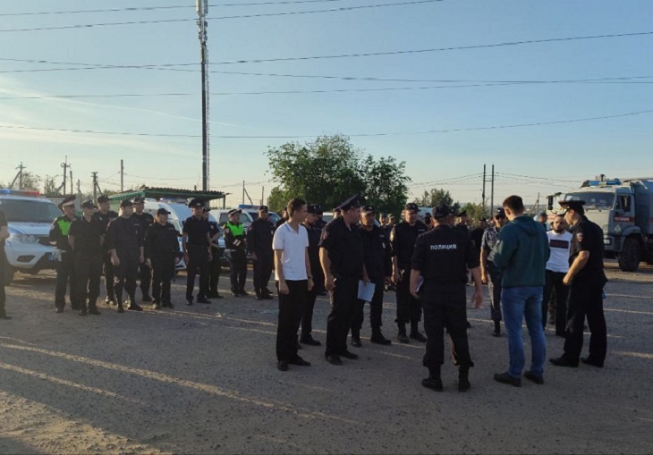 Под Волгоградом силовики нагрянули в теплицы к мигрантам