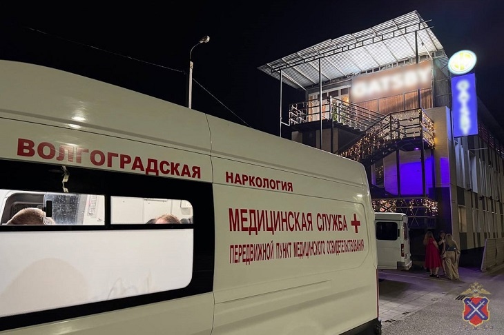 Силовики искали наркотики в ночных клубах Волгограда