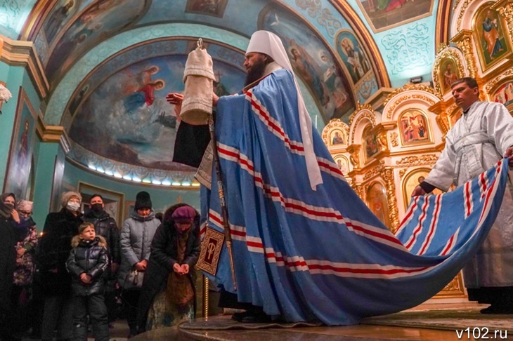 Православные волгоградцы 8 июня отмечают День Святой Троицы