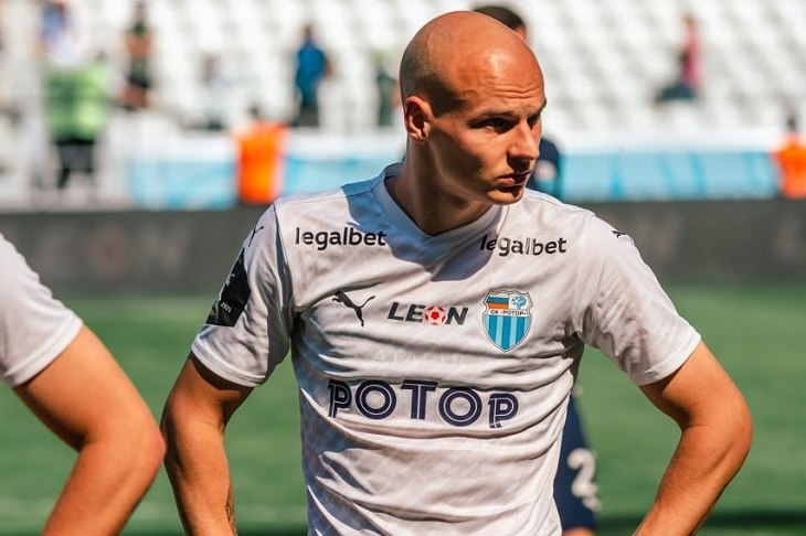 Евгений Болотов неожиданно покинул «Ротор»