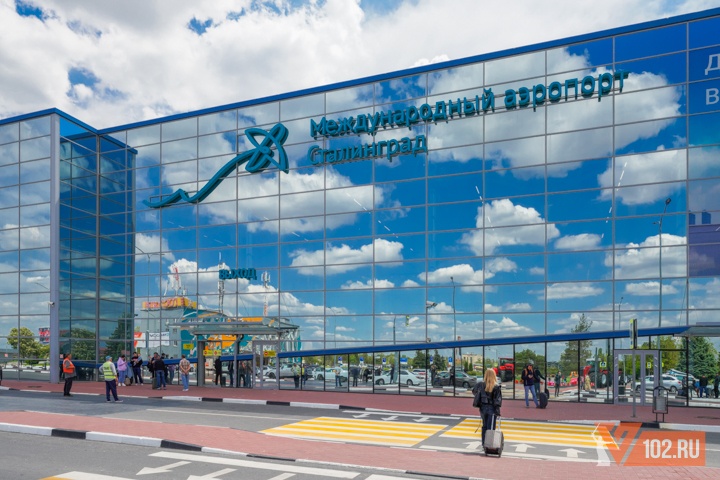 Самолет из Баку с больным пассажиром приземлился в Волгограде