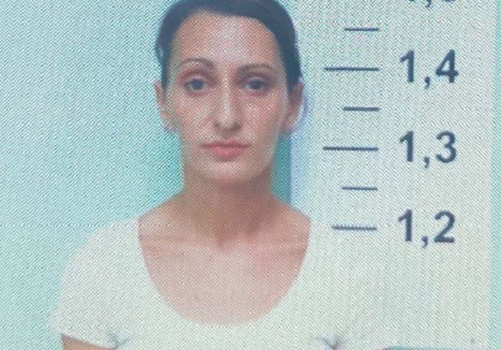 В Михайловке воровка обокрала пенсионерку, попросив воды