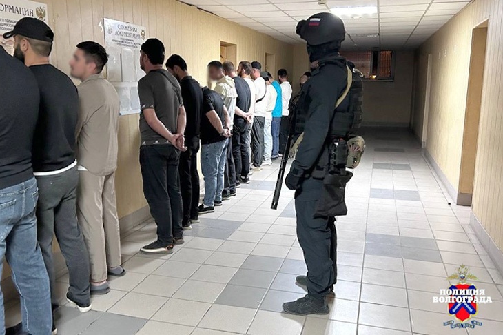 В Волгограде силовики прошерстили ночные клубы Красноармейского района
