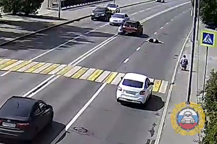 В Волгограде водитель иномарки сбил пешехода на Нулевой продольной