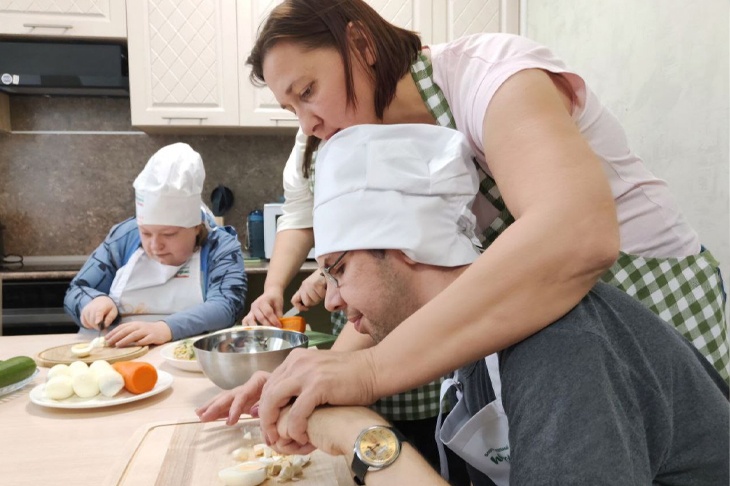 В Волгоградской области соцзащита сообщила о нехватке 803 специалистов