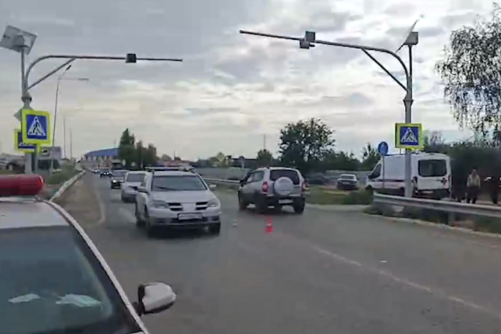 В Волжском водитель иномарки насмерть сбил женщину
