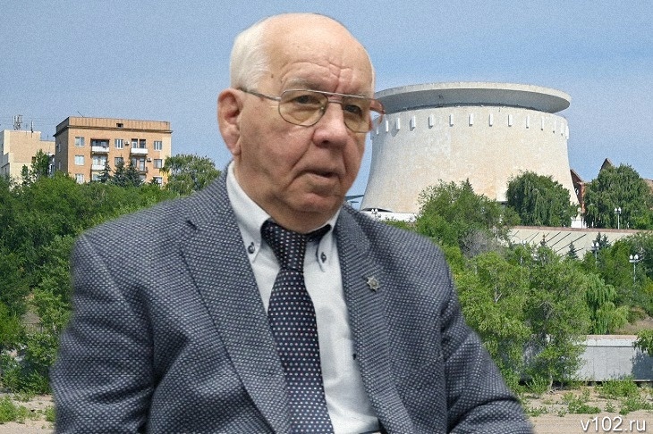 Почетный гражданин города-героя Волгограда Юрий Староватых отмечает 88-летие