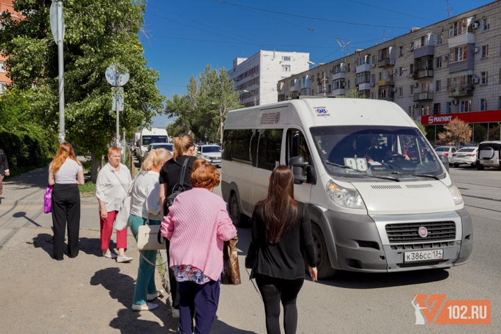 Волгоградцы штурмуют маршрутки и автобусы после остановки трамваев №12