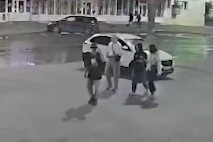 Полиция разыскивает подростков, причастных к избиению 46-летнего камышанина