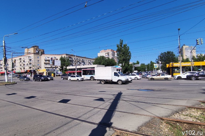 В центре Волгограда на пр. Ленина вышли из строя светофоры