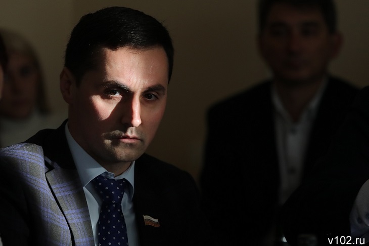 Депутат облдумы Логинов написал заявление на админа «Острова Свободы» Серенко