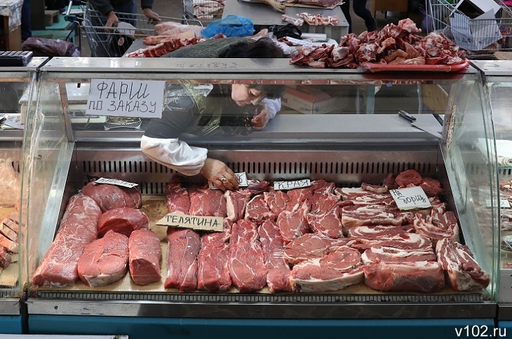 Кишечную палочку нашли в сыром мясе в Волгоградской области