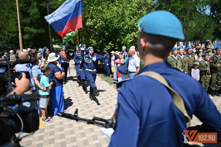 «За ВДВ!»: в Волгоградской области «крылатая пехота» масштабно отмечает свой праздник