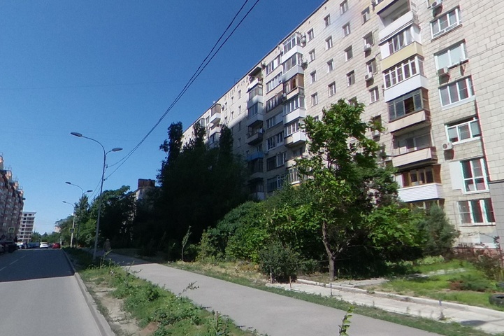 СК проверяет гибель упавшей с девятиэтажки 59-летней волгоградки