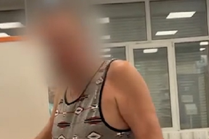 Разъяренный волгоградец устроил дебош в почтовом отделении и угрожал женщинам