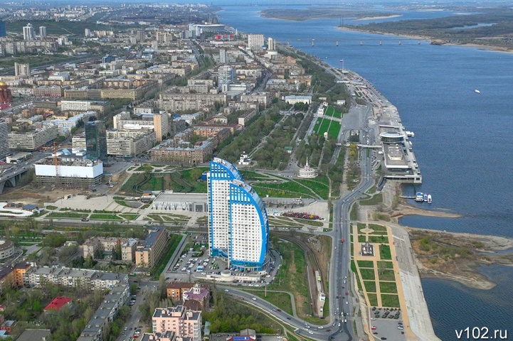 Без паники: в Волгограде после налёта 11 БПЛА началось разминирование обломков