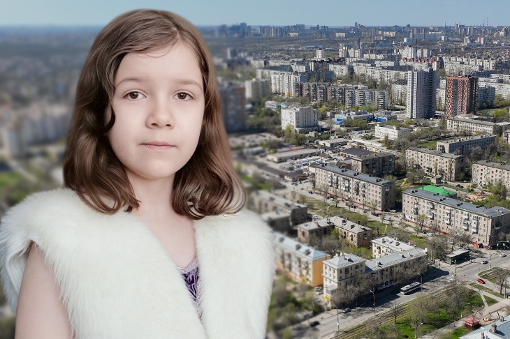 «Ждала подругу во дворе и бесследно исчезла»: в Волгограде ищут пропавшую 1 сентября 13-летнюю школьницу