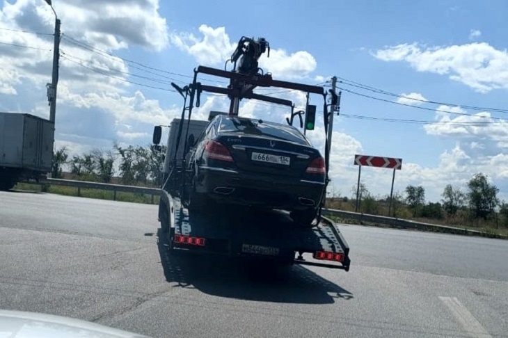 Волгоградка лишилась своего авто с «дьявольским» номером