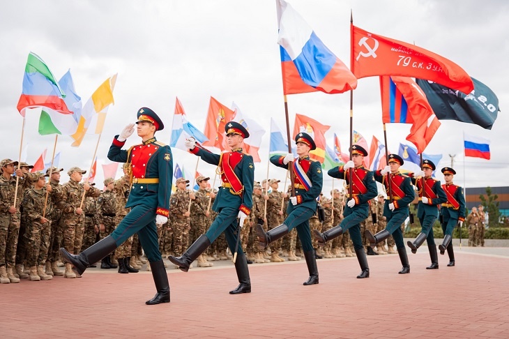 Под Волгоградом стартовала военно-патриотическая игра «Зарница 2.0»