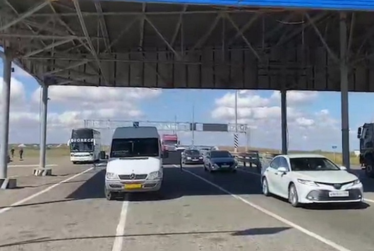 Под Волгоградом собака нашла наркотики в маршрутке