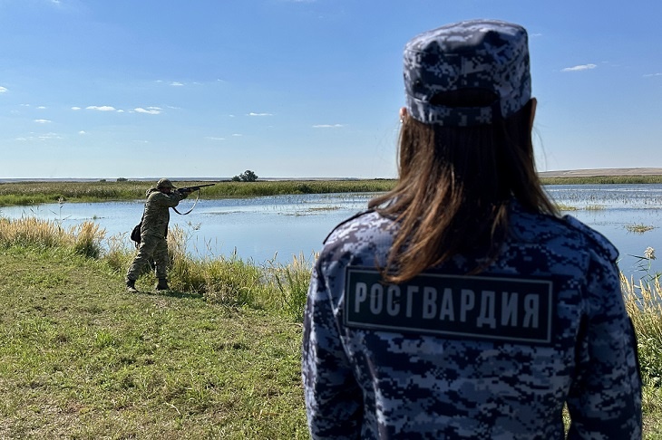 Волгоградцам для получения охотничьего билета придется сдать экзамен