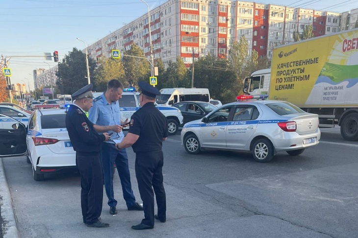 В Волжском прокуратура подтвердила гибель 9-летней школьницы в ДТП с маршруткой