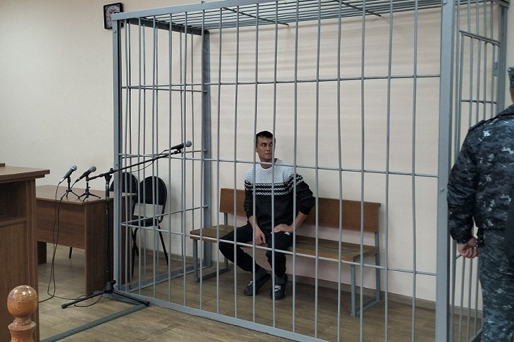 Жителя Волгоградской области отправили в СИЗО за убийство чайником