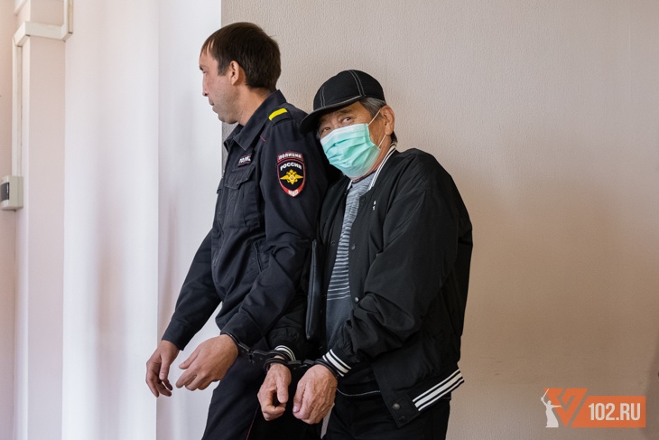 Мог и не заметить? Адвокаты заявили о проблемах со слухом и зрением у водителя BMW Пака