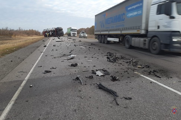 Стали известны подробности смертельного ДТП с автовозом на трассе Волгоград-Москва