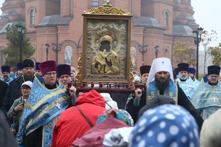 Чудотворную икону «Федоровская» увезли из волгоградского собора