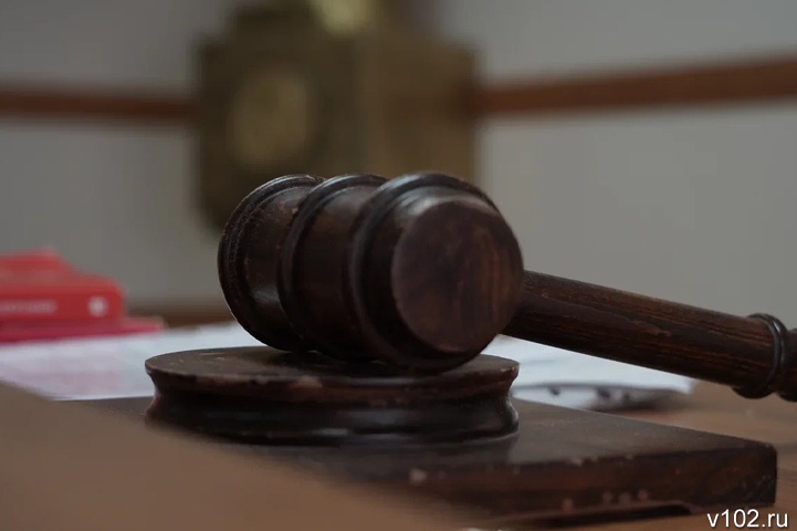 В Волжском направлено в суд дело врача, убившего по неосторожности пенсионера