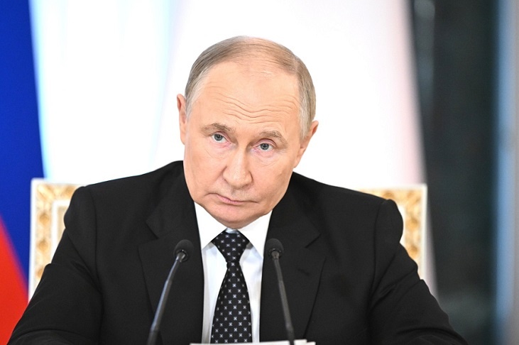 Путин присвоил трем полкам почетное наименование «гвардейский»