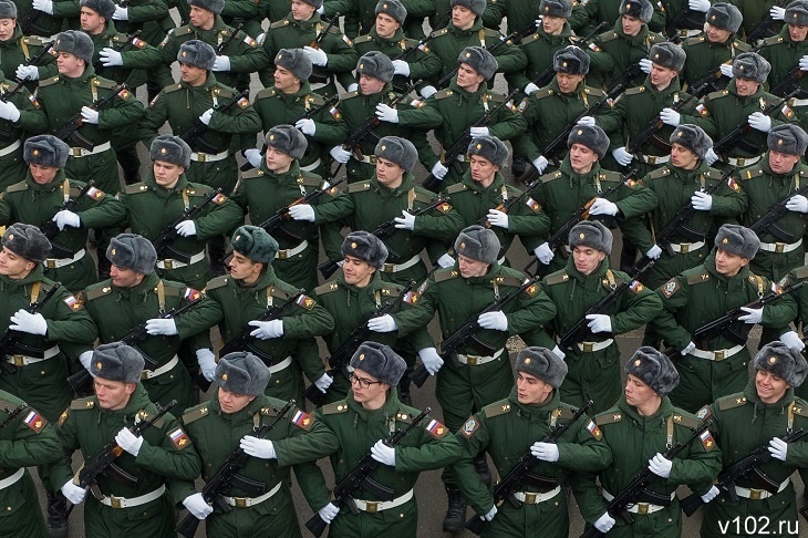 Госдума приняла закон о круглогодичном призыве на военную службу