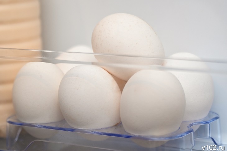 В волгоградских магазинах поменяли ценники на колбасу, яйца и сахар