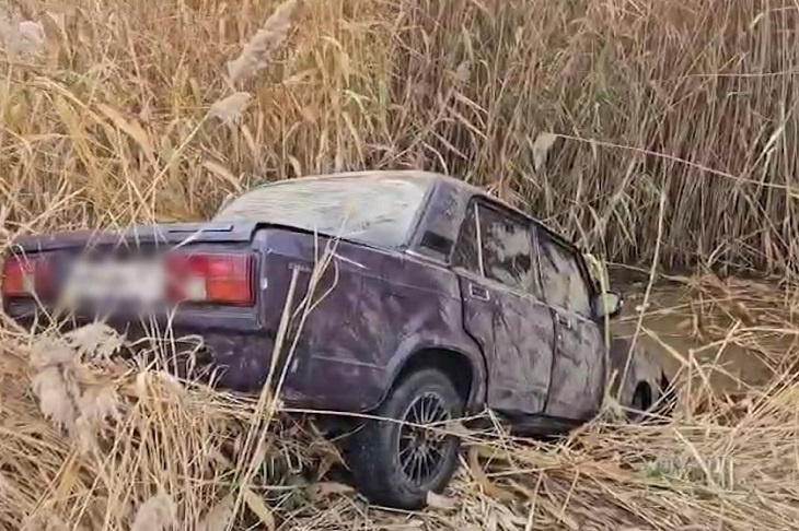 СК расследует в Волгограде ДТП с гибелью детей в водоеме