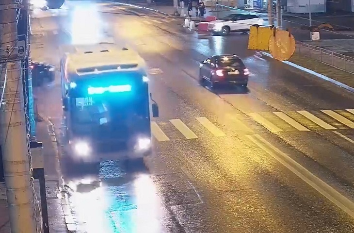 Трое пострадали в ДТП на улице Батова в Волгограде