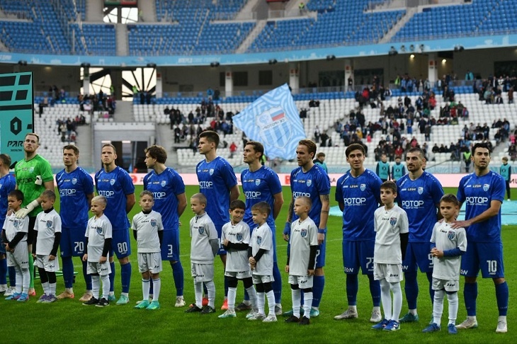 Матч «Ротора» и «Шинника» стартовал на «Волгоград Арене»