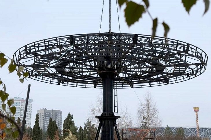 «Свадебную карусель» в ЦПКиО Волгограда установят к Новому году